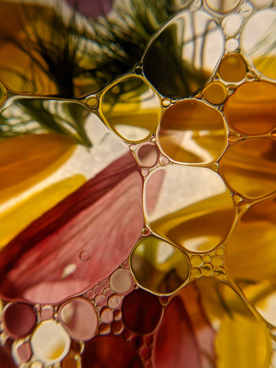 huile-essentielle-bio-cosmétique-beauté-soin